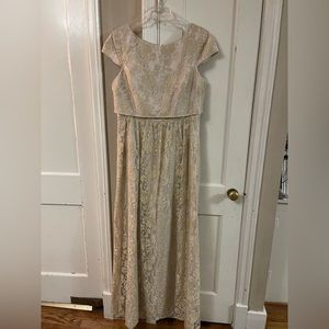 NWT Adrianna Papell gold lace floor-length gown